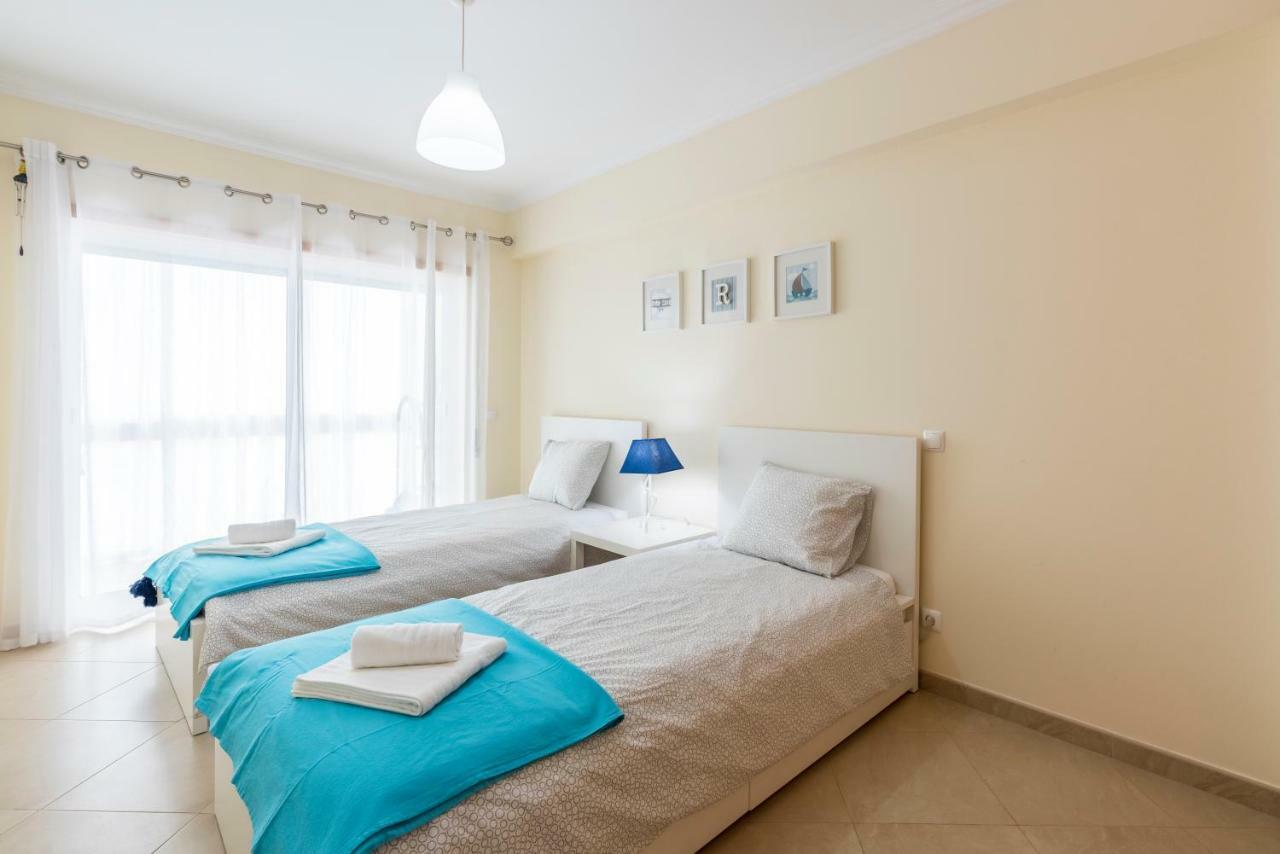 Apartamento Perto Praia, Com Piscina 阿尔沃尔 外观 照片