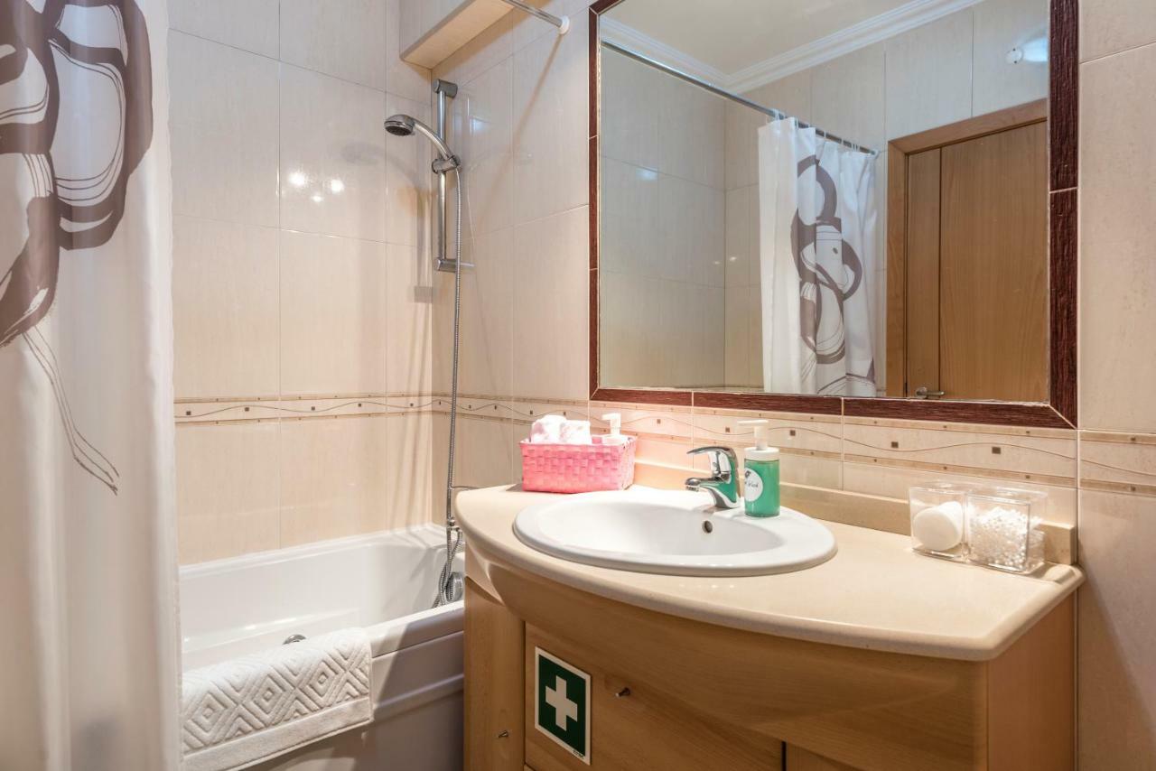 Apartamento Perto Praia, Com Piscina 阿尔沃尔 外观 照片