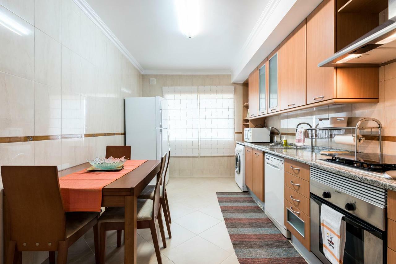Apartamento Perto Praia, Com Piscina 阿尔沃尔 外观 照片